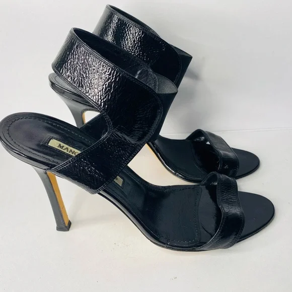 Manolo Blahnik Patent Leather Slingback PEPE Black Sandals - Picture 4 of 16
